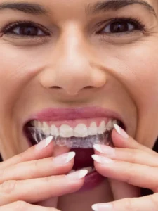 female-patient-wearing-braces (1)